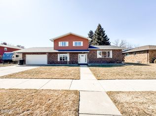 1901 University Ave, Williston, ND 58801