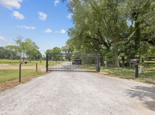 116 Waterway Dr, Broussard, LA 70592
