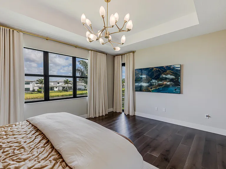 8283 Royal County Down Rd — Photo 38