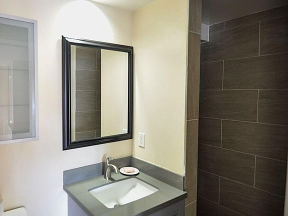 5th image of 1800 Bryant St Suite 104