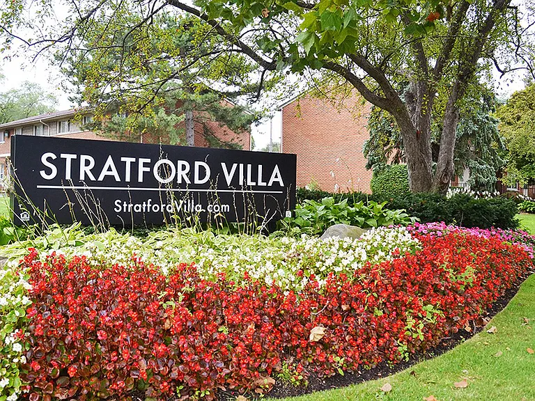 Stratford Villa - Oak Park, MI — Photo 1