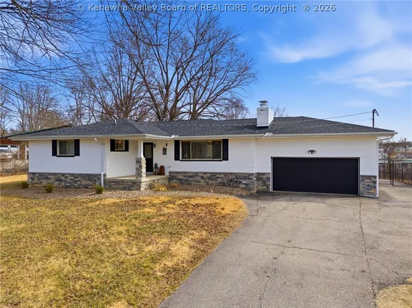 1067 Mount Vernon Rd, Hurricane, WV 25526