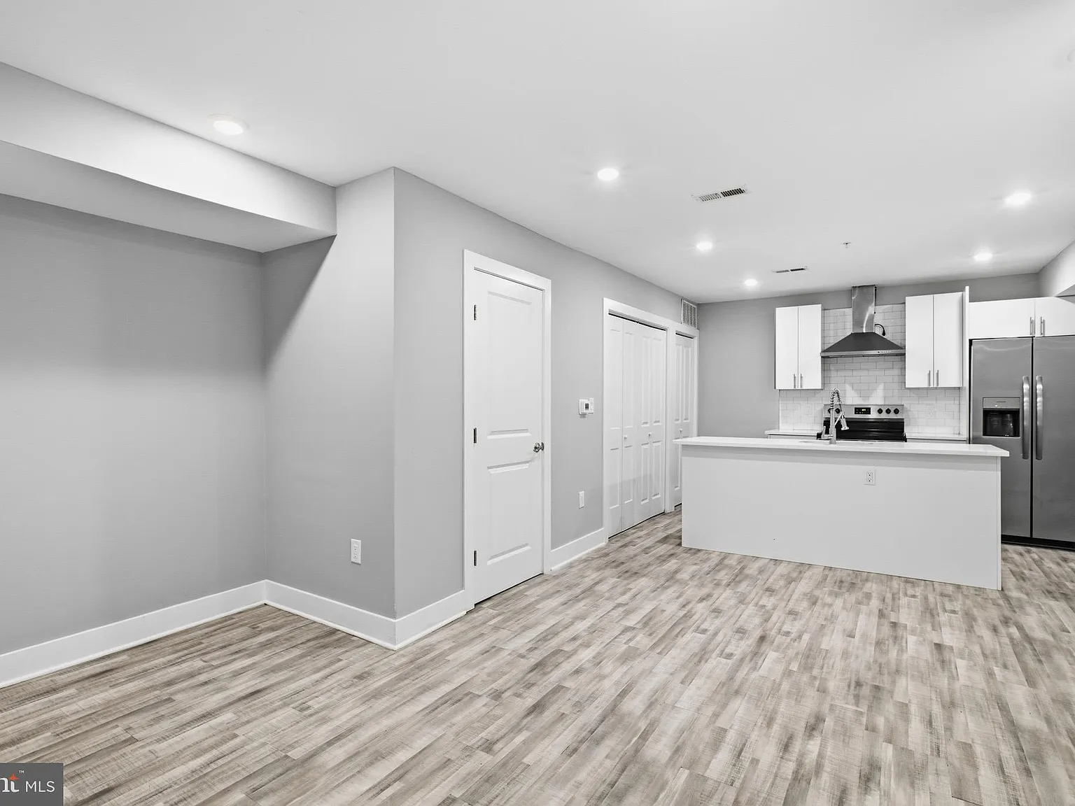 2 bed, $1,550 — Photo 3