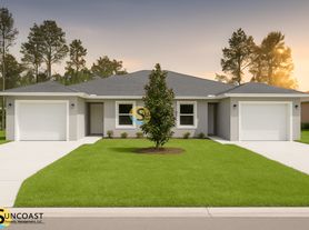 11 Regis Ln, Palm Coast, FL