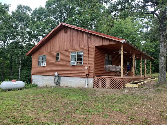 2nd image of 300 Arrowhead Rd