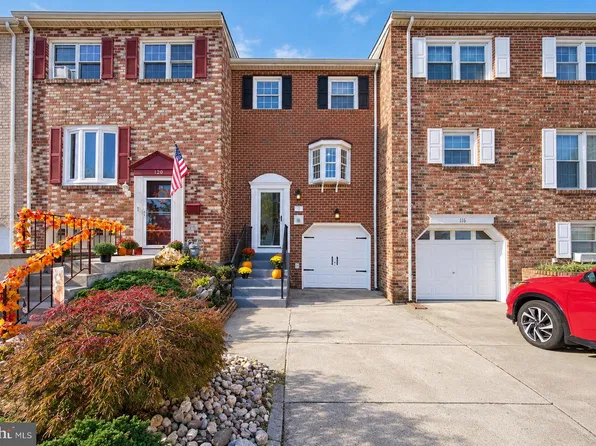 118 W Collins Ct, Blackwood, NJ 08012
