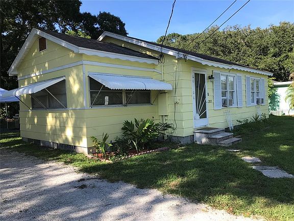 3rd image of 2815 Hawthorne St
