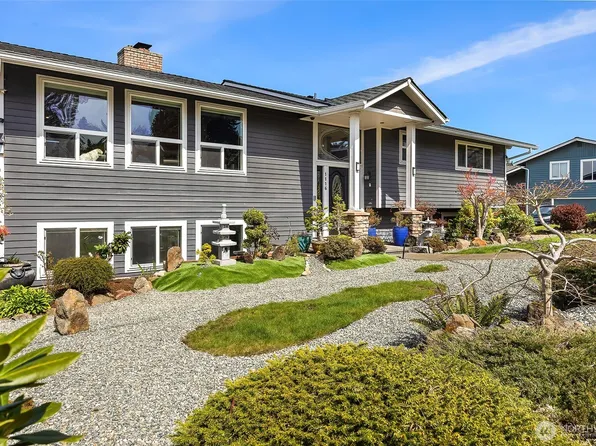 1116 N 38th St, Renton, WA 98056