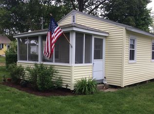 64 Hawks Nest Rd, Old Lyme, CT 06371