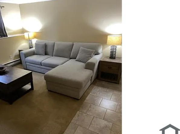 165 South St APT 12, Plymouth, MA 02360