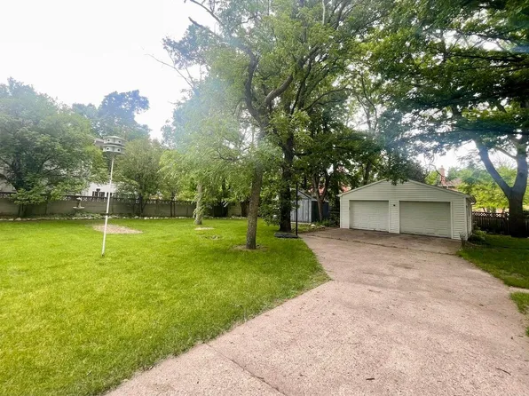 1405-1407 Lincoln St N, Aberdeen, SD 57401