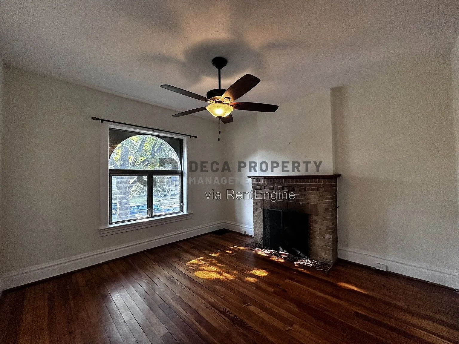 2 bed, 1.0 bath, 1137 sqft, $1,295 — Photo 3