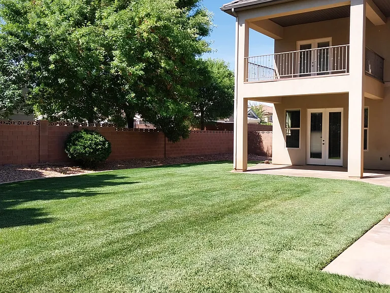 307 W Pebble Dr — Photo 5