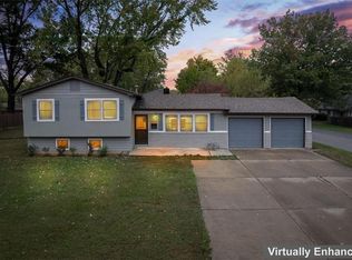 5828 Woodson Rd, Raytown, MO 64133