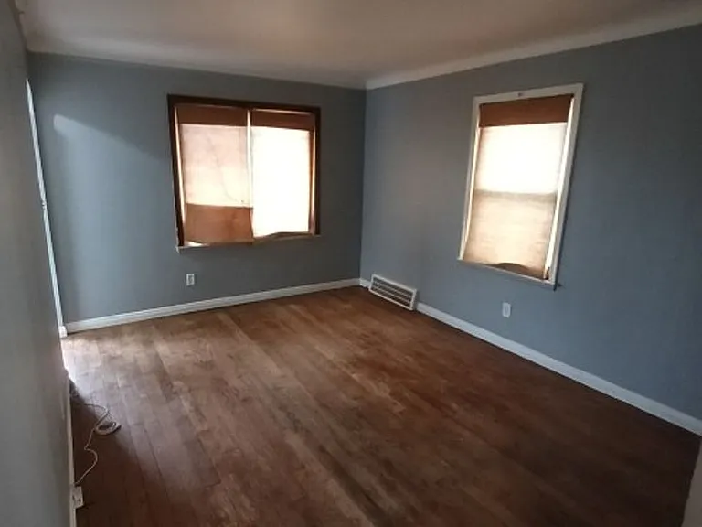 15604 Coram St — Photo 14