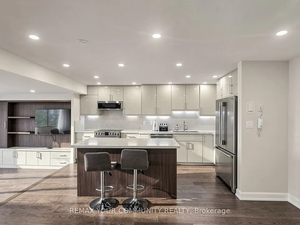 70 Baif Blvd #608