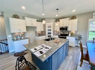 8475 NW 74th St, Kansas City, MO 64152