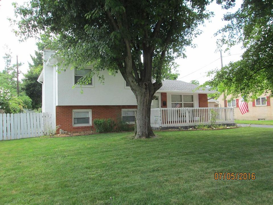 1st image of 1139 Carrousel Dr E