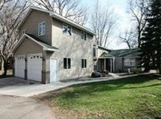 5421 114th Ave SE, Clear Lake, MN 55319
