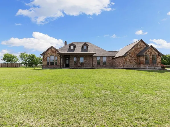 18470 Creekview Rd, Sanger, TX 76266