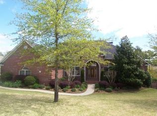 6 Latour Ln, Little Rock, AR 72223