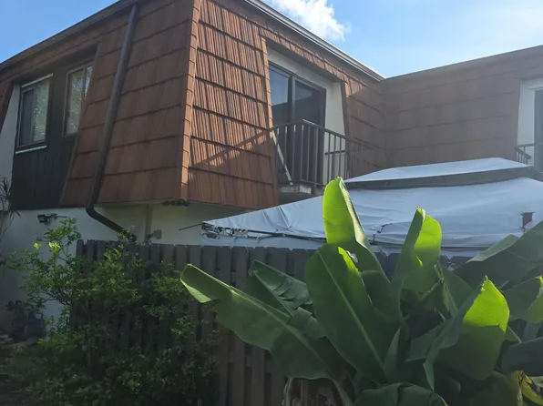 2164 White Pine Circle #B, Greenacres, FL 33415