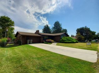 2807 S Everett Pl, Kennewick, WA 99337