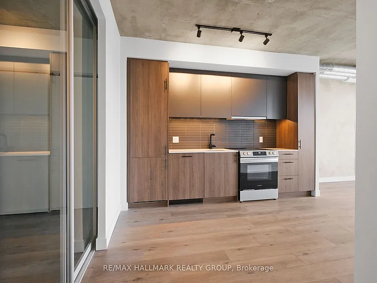 10 James St #617 — Photo 16