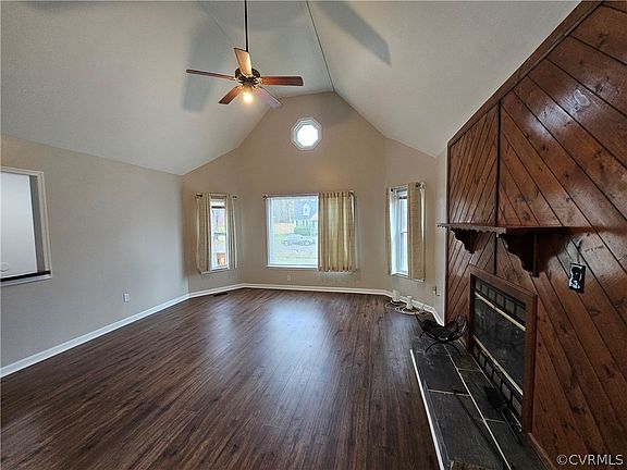 4th image of 24306 Gaydell Dr