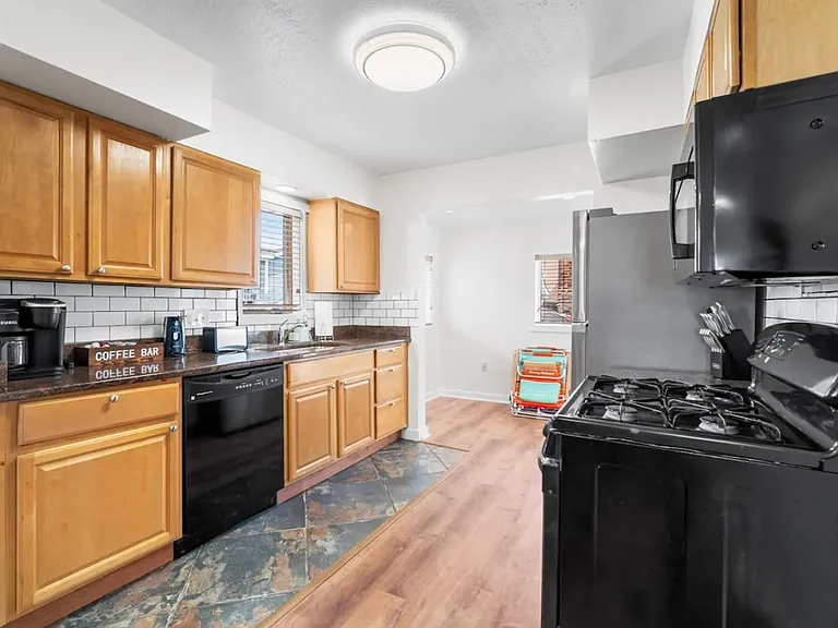 105 N New Haven Ave #2 — Photo 6