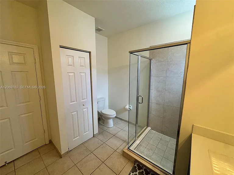 11424 SW 252nd St — Photo 41