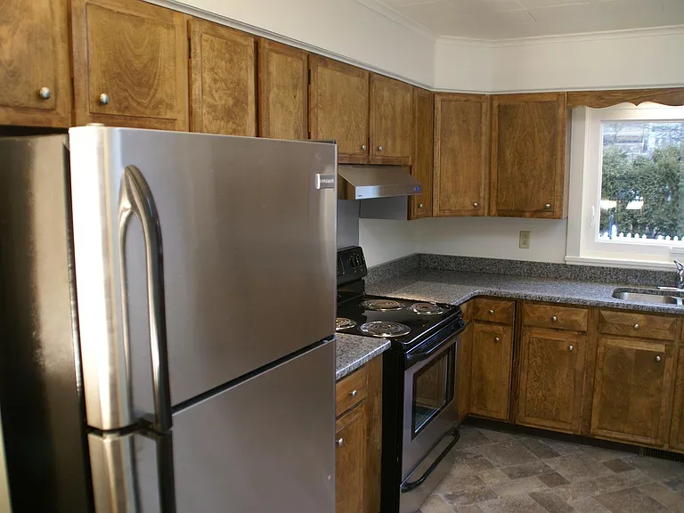 619 Hepburn St — Photo 1
