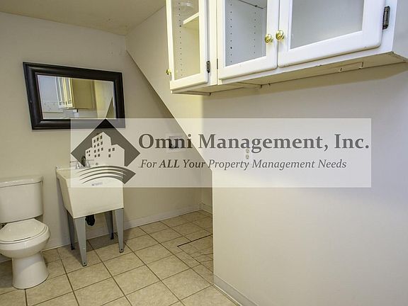 Laundry room - washer / dryer hookups