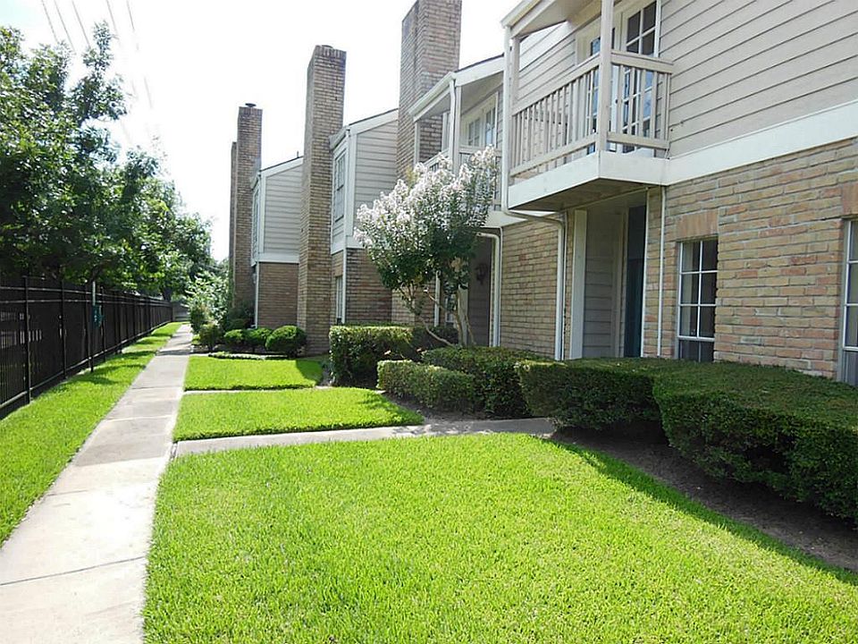 1st image of 11710 Southlake Dr Unit 8-18