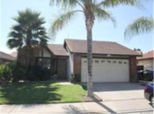 6840 Newport Ct, Fontana, CA 92336