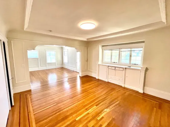1501 Forest View Ave APT 4, Burlingame, CA 94010