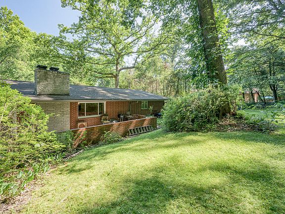 5th image of 1306 Sherwood Dr