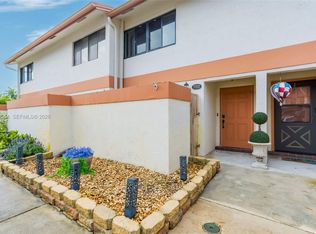 Orange Plat, Davie, FL 33314