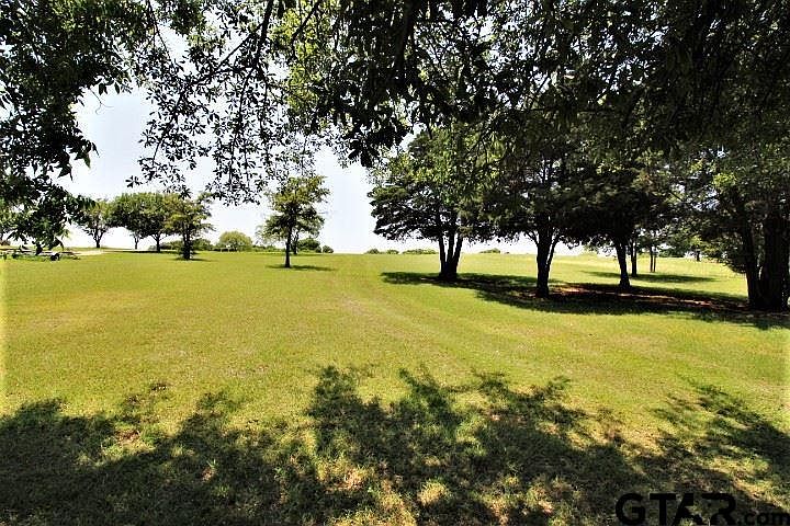 1st image of 241 Tonkawa Trl