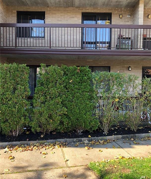 1st image of 18 Kathy Pl APT 2B
