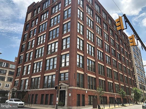 2nd image of 1238 Callowhill St Suite 804