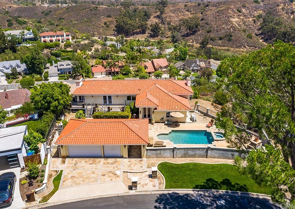 1st image of 10372 Mira Vista Dr
