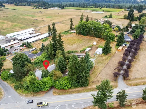 42703 Auburn Enumclaw Road SE, Enumclaw, WA 98022