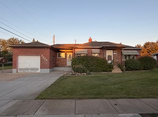 5208 S 2375 W, Roy, UT 84067