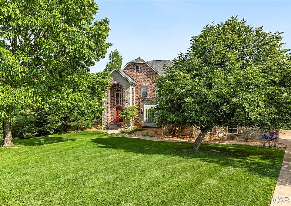 1st image of 759 Heatherstone Dr