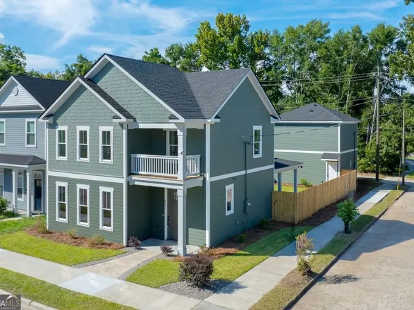 824 E Bolton St, Savannah, GA 31401