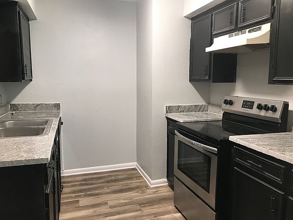 3rd image of 4330 Kirkman St #10449822