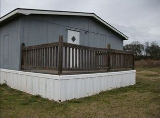107 Wilson Rd, Ray City, GA 31645