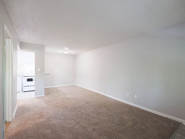 Hampton Hall | Comfort, Convenience, & Community All In One — Photo 258