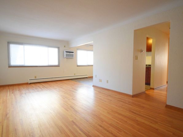 751 Mount Curve Blvd #14